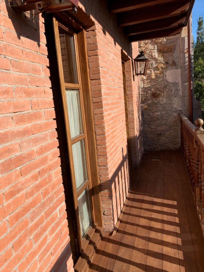 Posada La Torre De La Quintana ลีเอนโด ภายนอก รูปภาพ