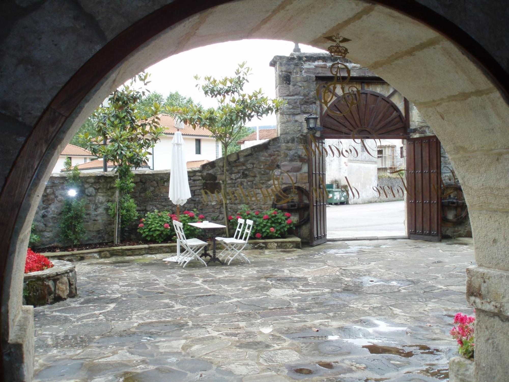 Posada La Torre De La Quintana ลีเอนโด ภายนอก รูปภาพ