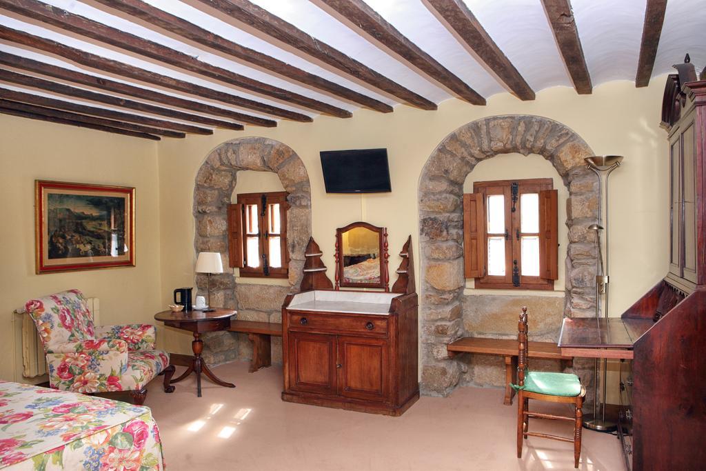 Posada La Torre De La Quintana ลีเอนโด ภายนอก รูปภาพ